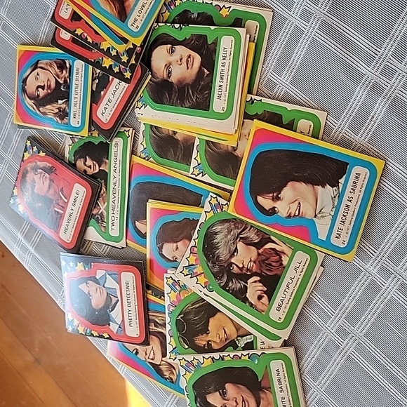 70 Charlie's Angels 1977 Stickers - Picture 4 of 15